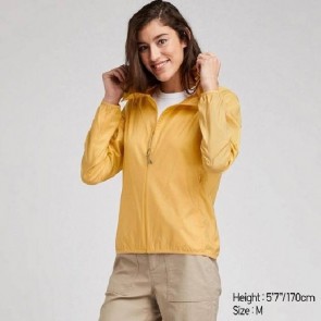 sewa-Pakaian & Kostum-Uniqlo Women Jaket Parka